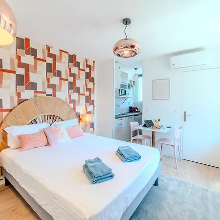 Tulipe Centre-ville - Parking & Clim Apartamento